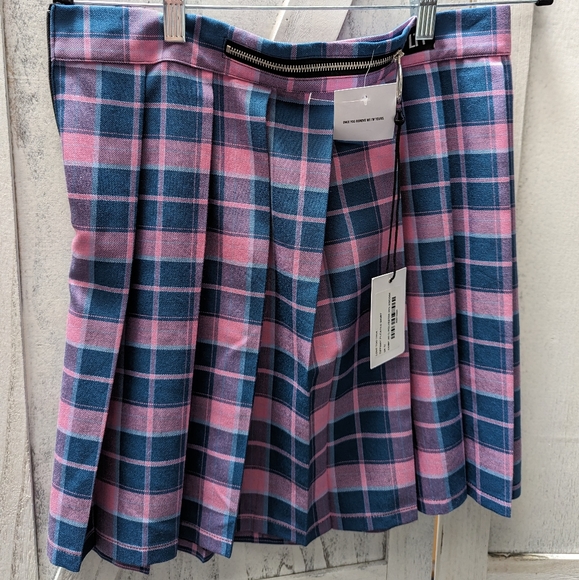Love too true plaid Tiffany pink and blue pleated skirt - Picture 2 of 5